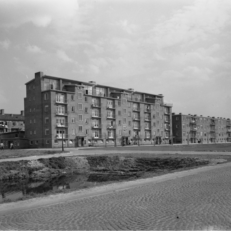 Deel- en dakterraswoningen Soendablok