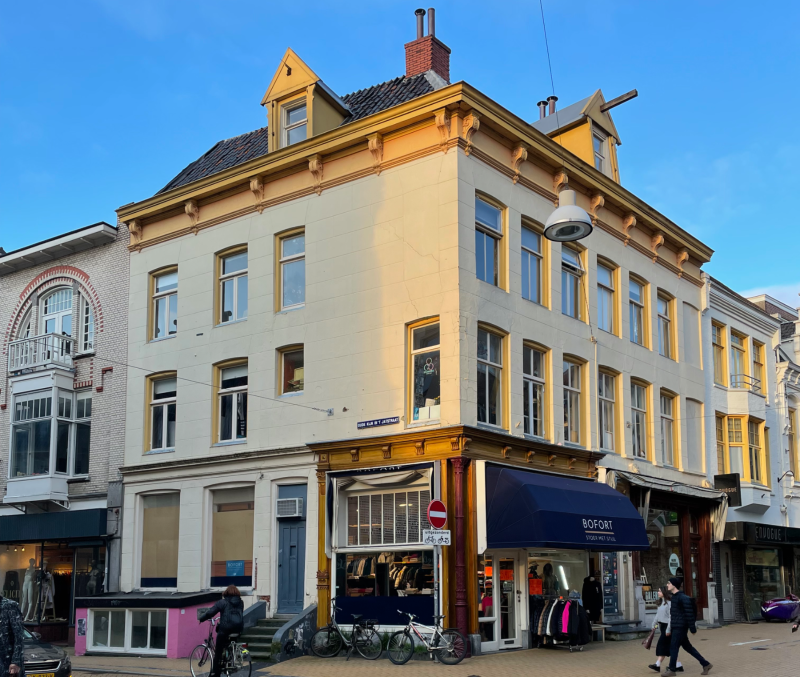 Bedrijfspand met wonen