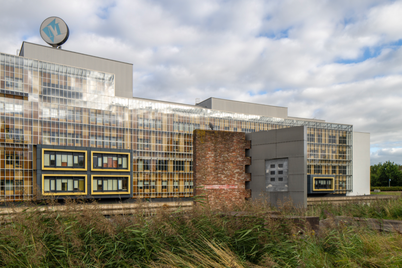 Stadsmarkering S02 // Book R