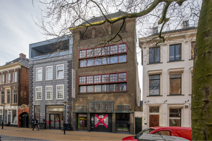 Magazijn en kantoorruimte