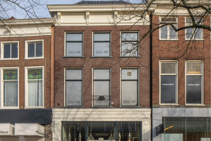 Pand met rechte kroonlijst