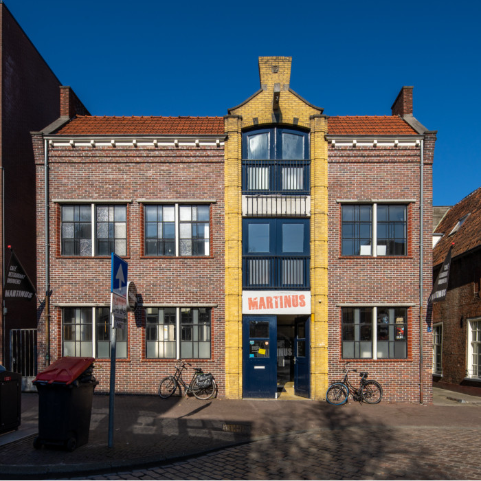 Spiegel- en lijstenfabriek Aweco