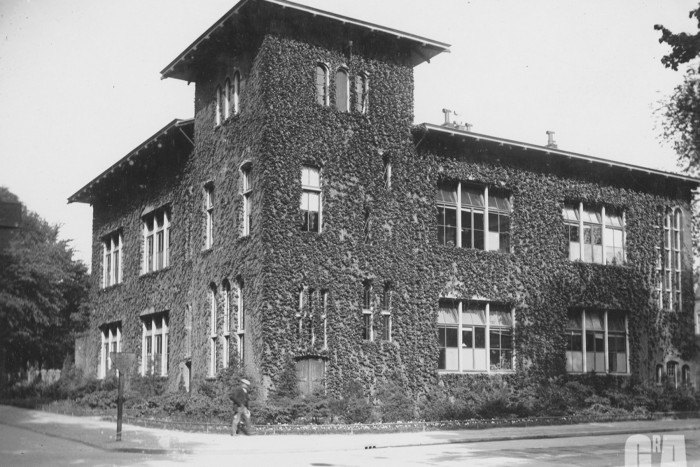 Gemeentelijke basisschool V