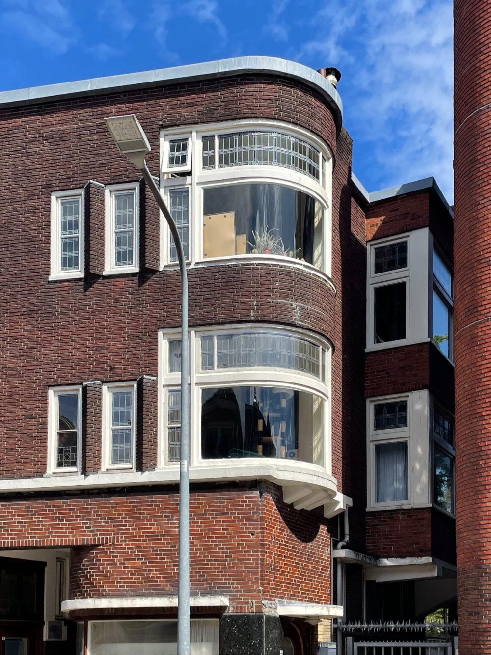 Café met slijterij en woning