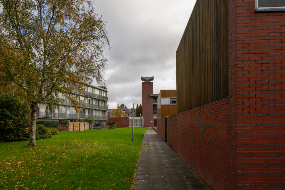 Eengezinswoningen en galerijflats