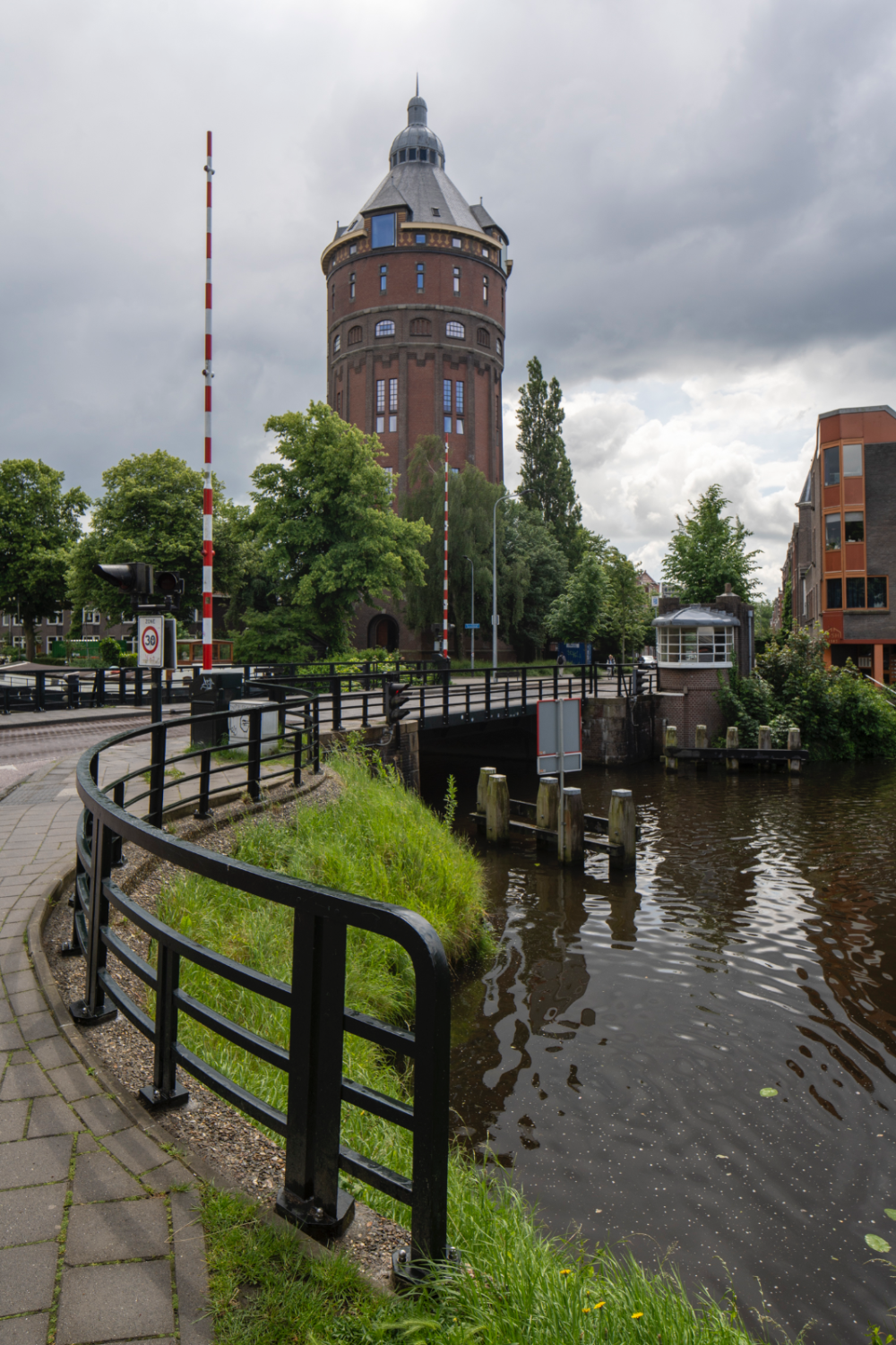 Herman Colleniusbrug met brugwachtershuis