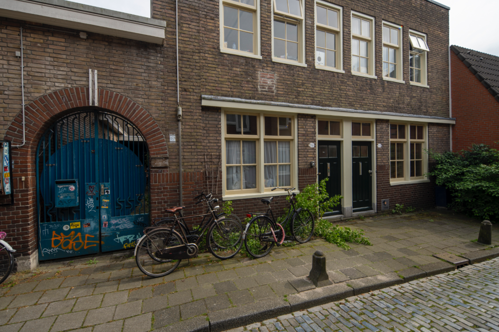 Jeugdsynagoge met dubbele dienstwoning
