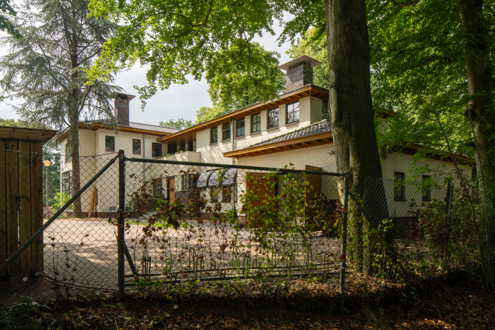 Landhuis Chateau Blanc