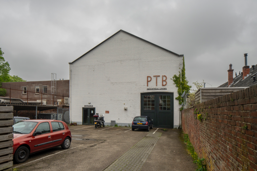 Machinefabriek met directeurswoning