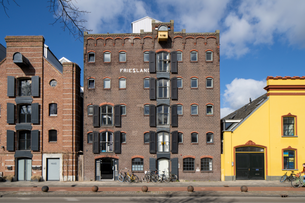 Pakhuis Friesland en Overijssel
