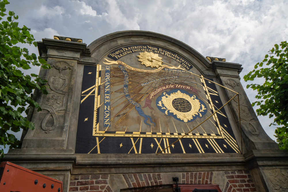 Prinsenhof met tuin en stallen