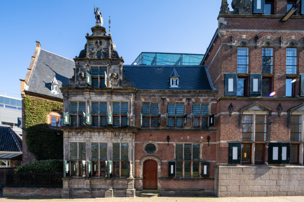 Provinciehuis en Rijksarchief