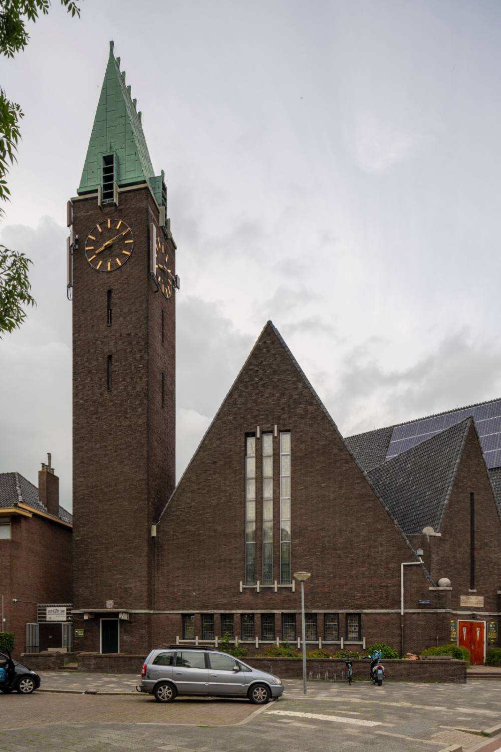 Sionskerk met pastorie