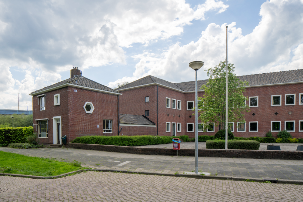 Tweede Christelijke HBS met conciërgewoning