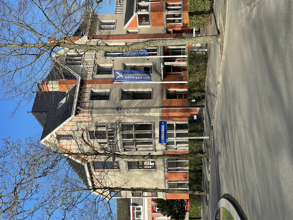 Villa met kantoor Algemene Groninger Levensverzekering Maatschappij