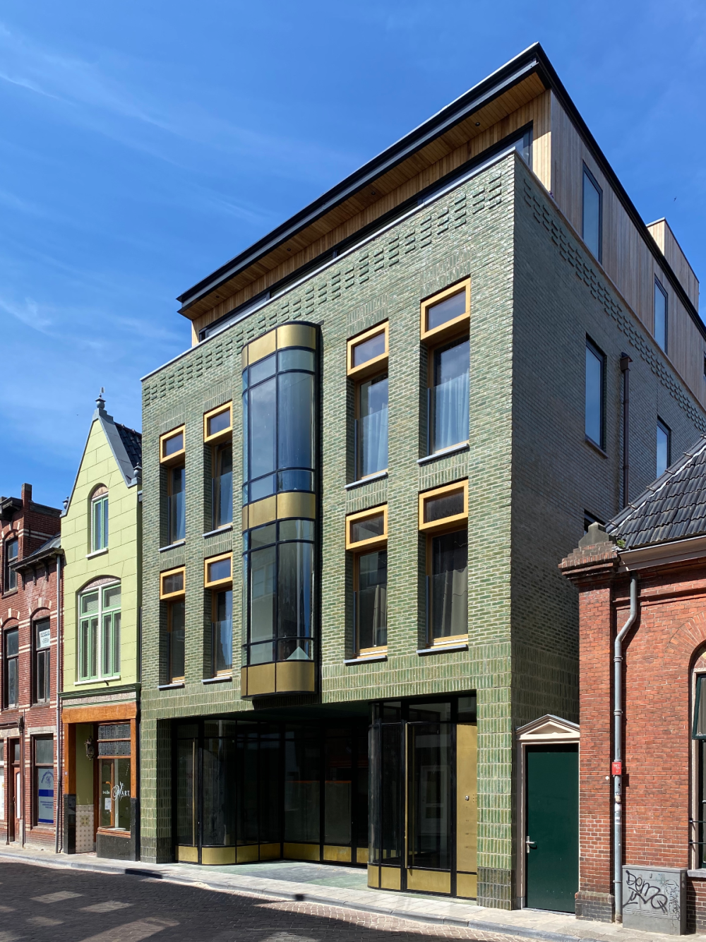 Werkplaats met bovenwoning