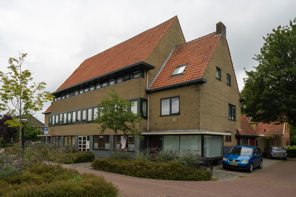 Winkels met woningen