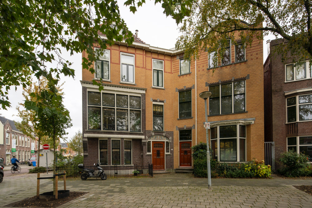 Woonhuis met kantoor